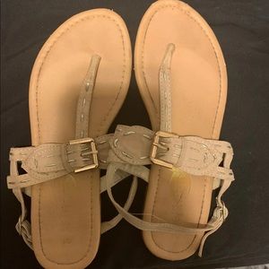 Women’s sandals